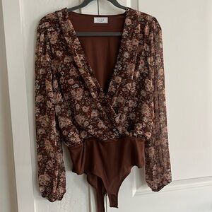 Sage - Flowery Print Long Sleeved Bodysuit